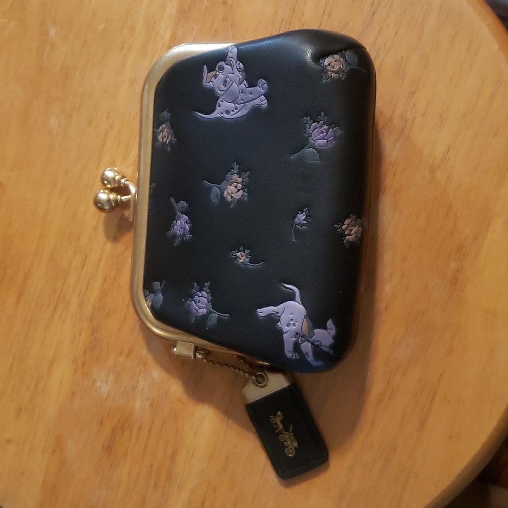 Coach Dalmation kisslock wallet